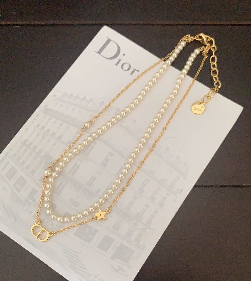 chr1st1an D10r necklaces